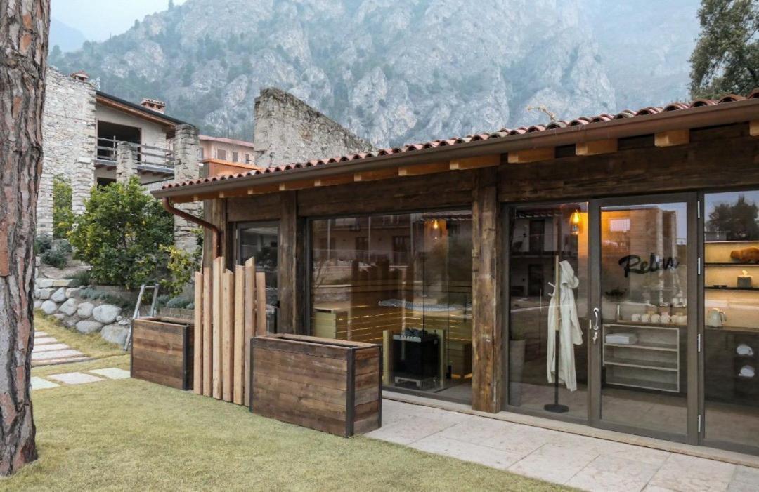 Sibenbras Natural Aparthotel Limone sul Garda Exterior foto